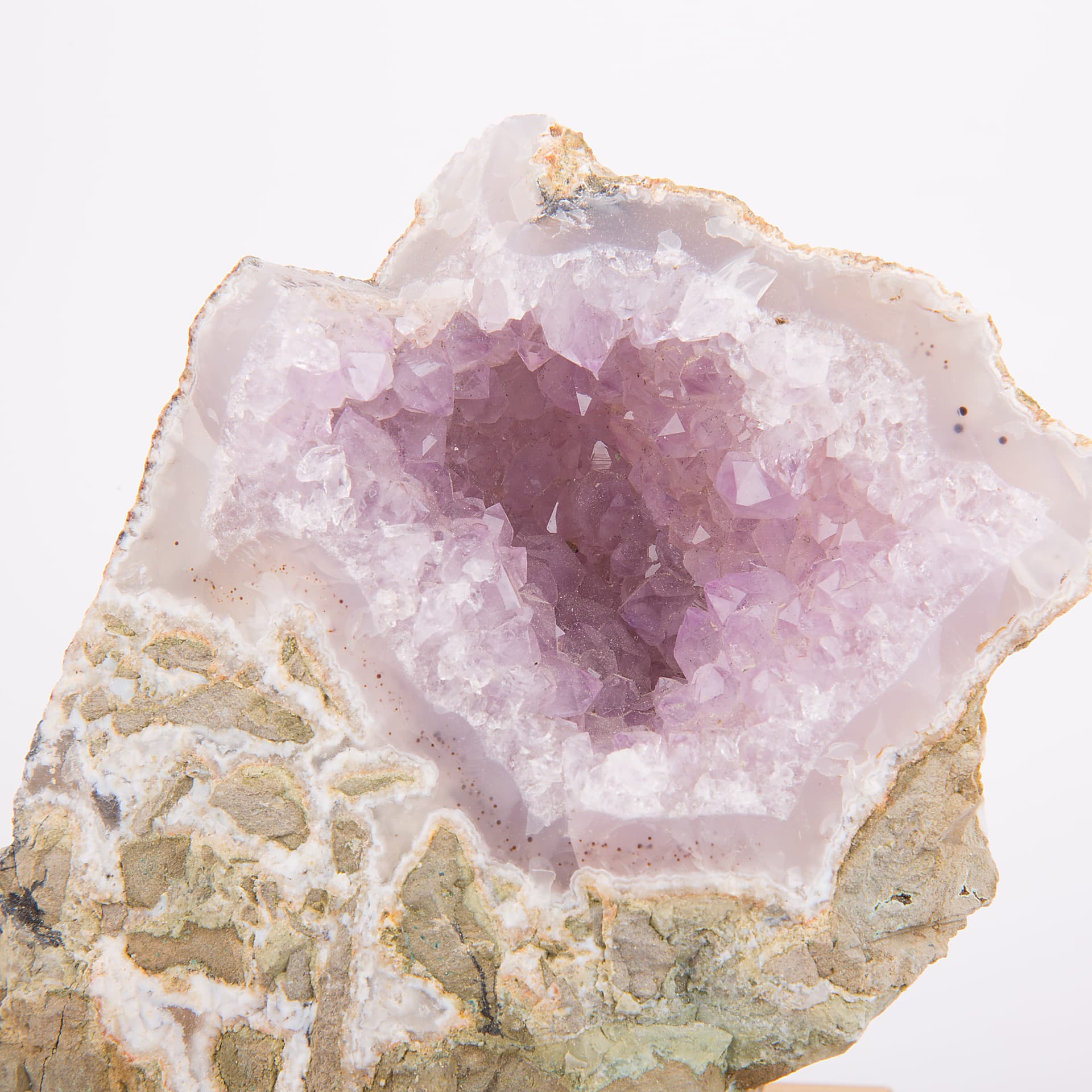 سنگ دکوری ژئود آمتیست طبیعی 9 — تصویر 2