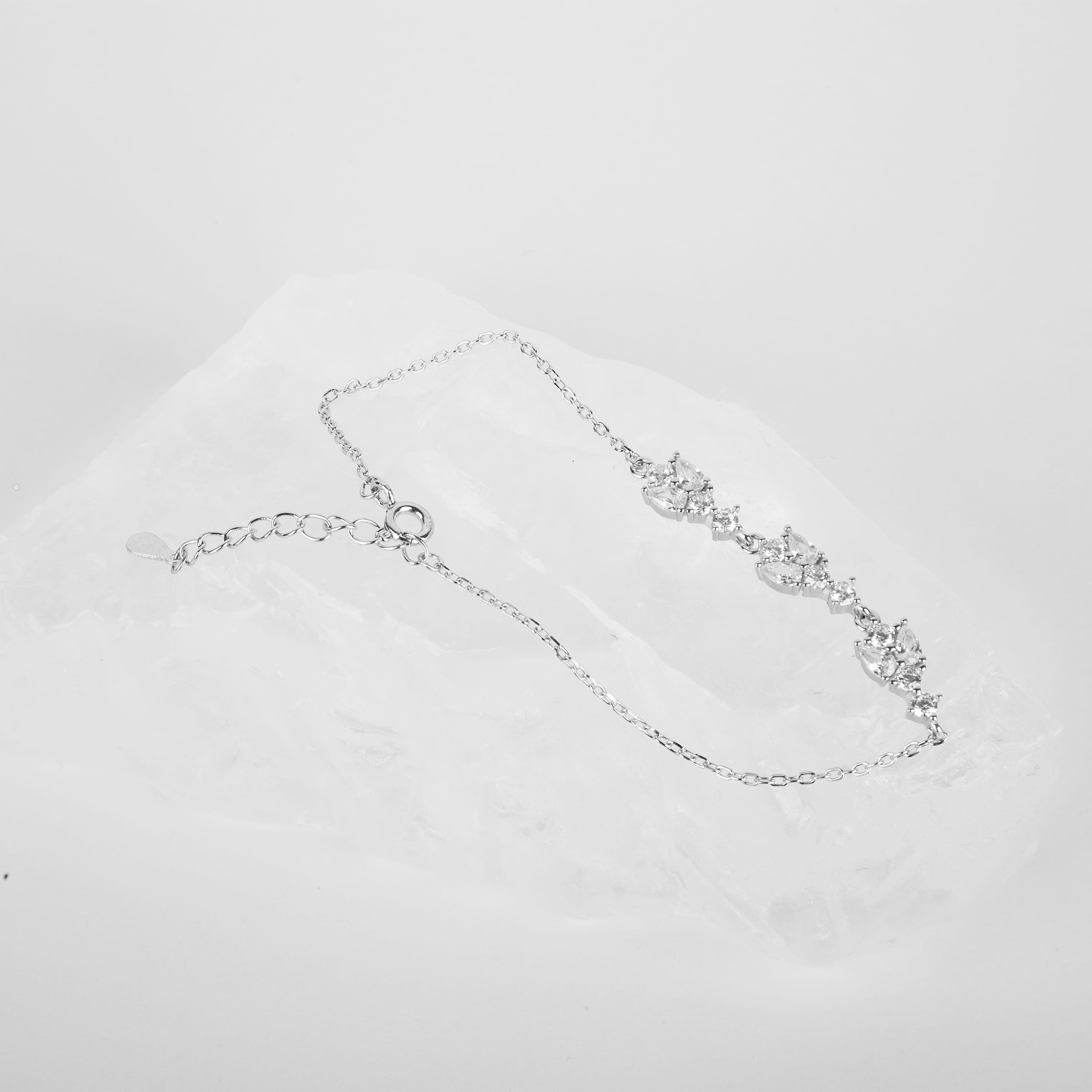 دستبند نقره زنانه جواهری طرح 5