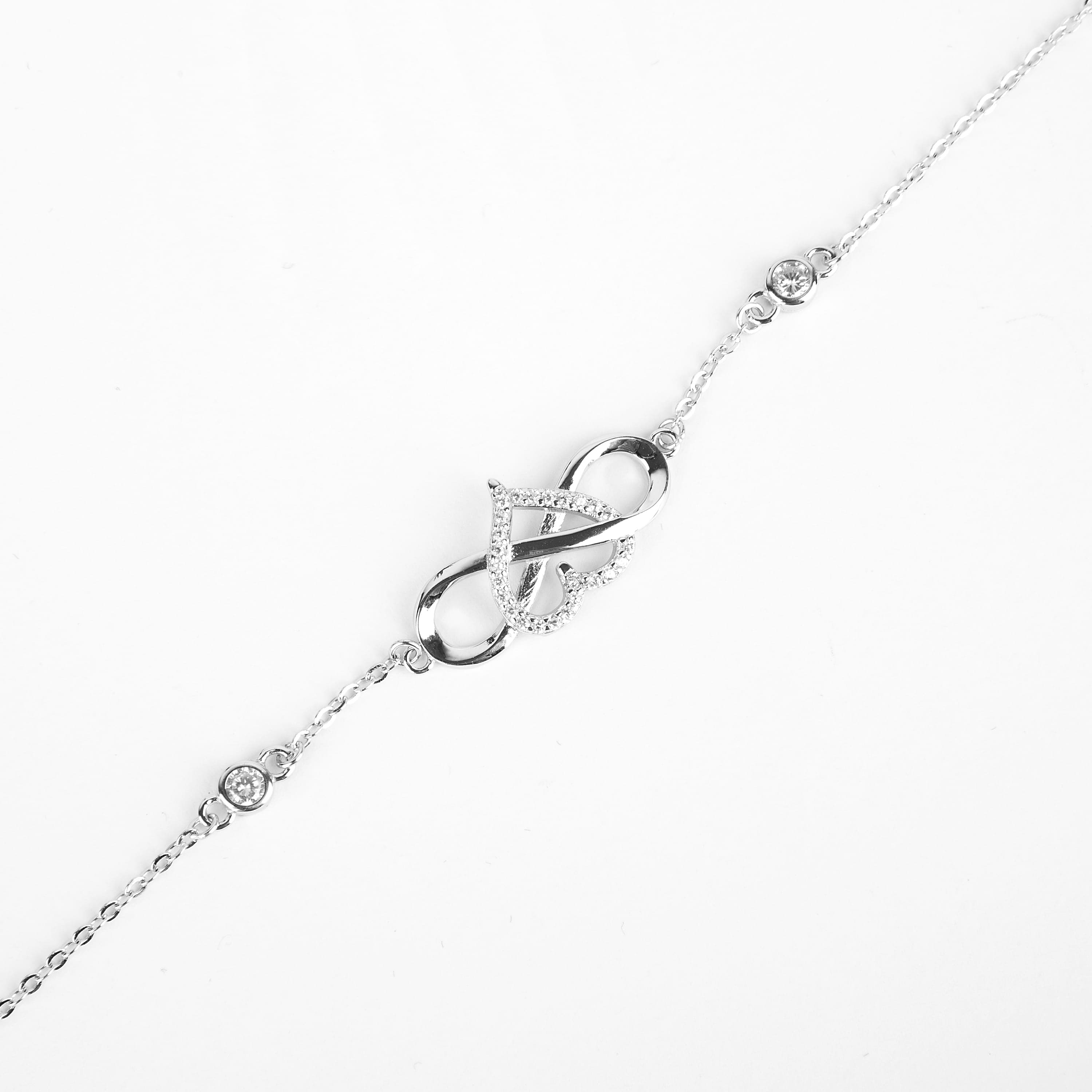 دستبند نقره زنانه جواهری طرح 10