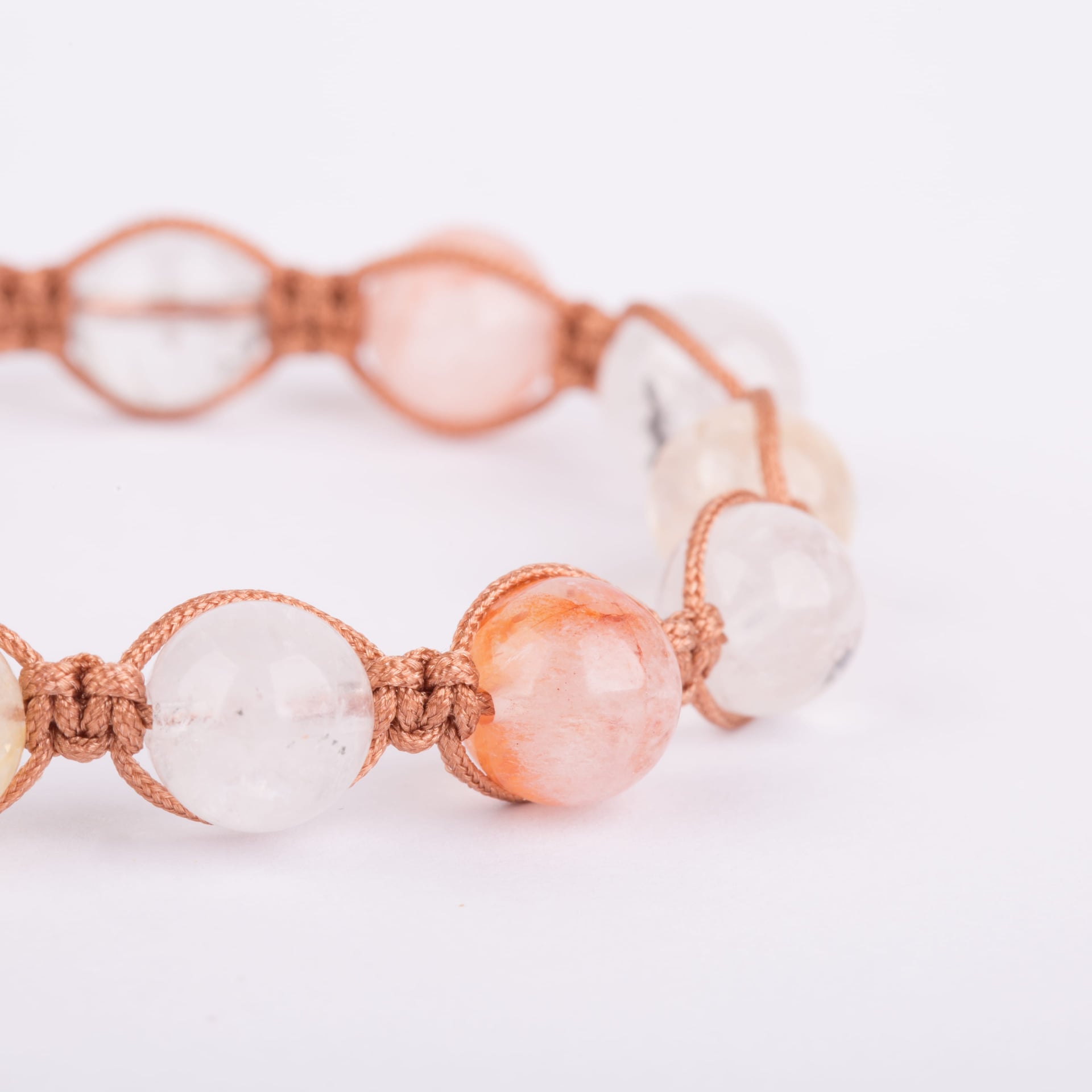 دستبند زنانه کوارتز هماتوئید 8 میل گرد